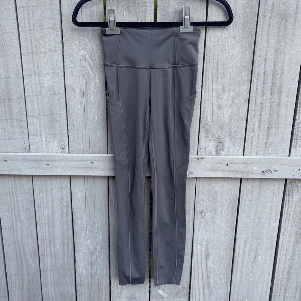 Lululemon size 2 EUC High-Waist Performance Leggings in Gray